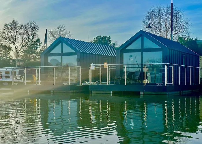 Lincoln Floating Holidays
